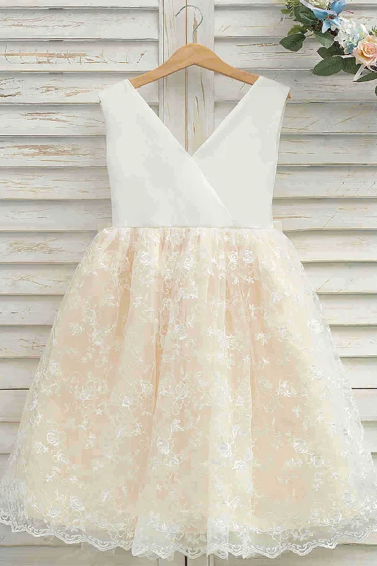 A-Line Champagne Lace Flower Girl Dress Simple Lace Gown