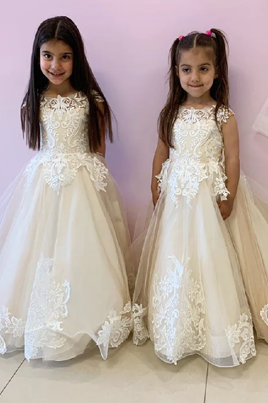 Cap Sleeves Ivory Flower Girl Dress with Lace Appliques Ruffled Lace Gown